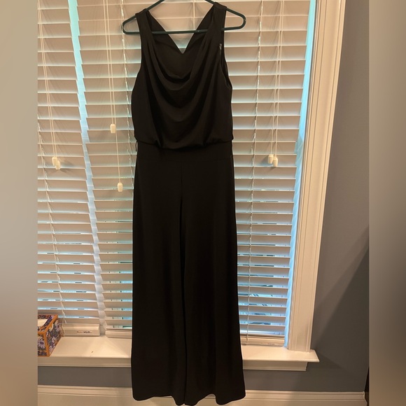 Cowl neck jumpsuit - Picture 6 of 6